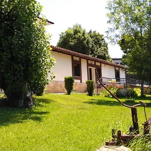 Makala Apartamentuak Villa